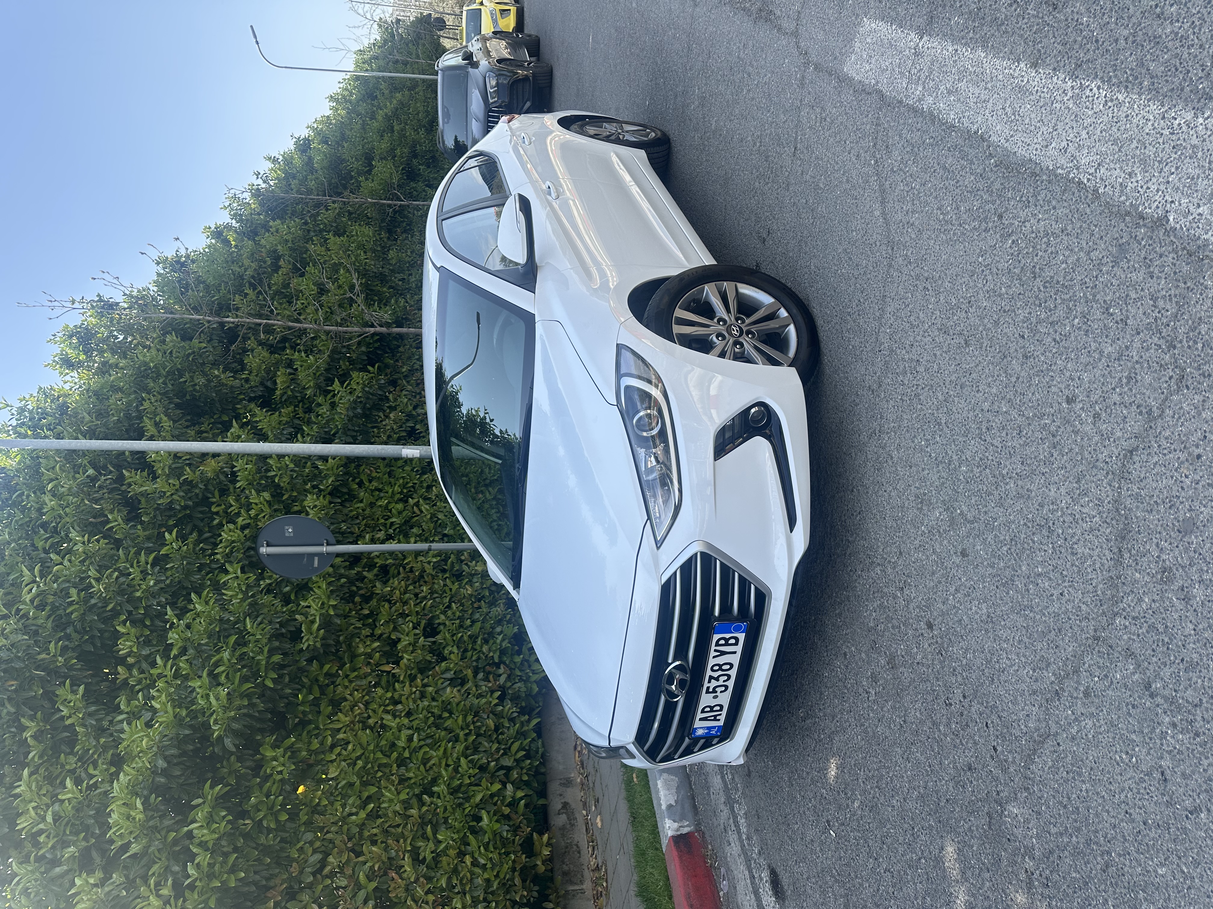 Hyundai Avante 