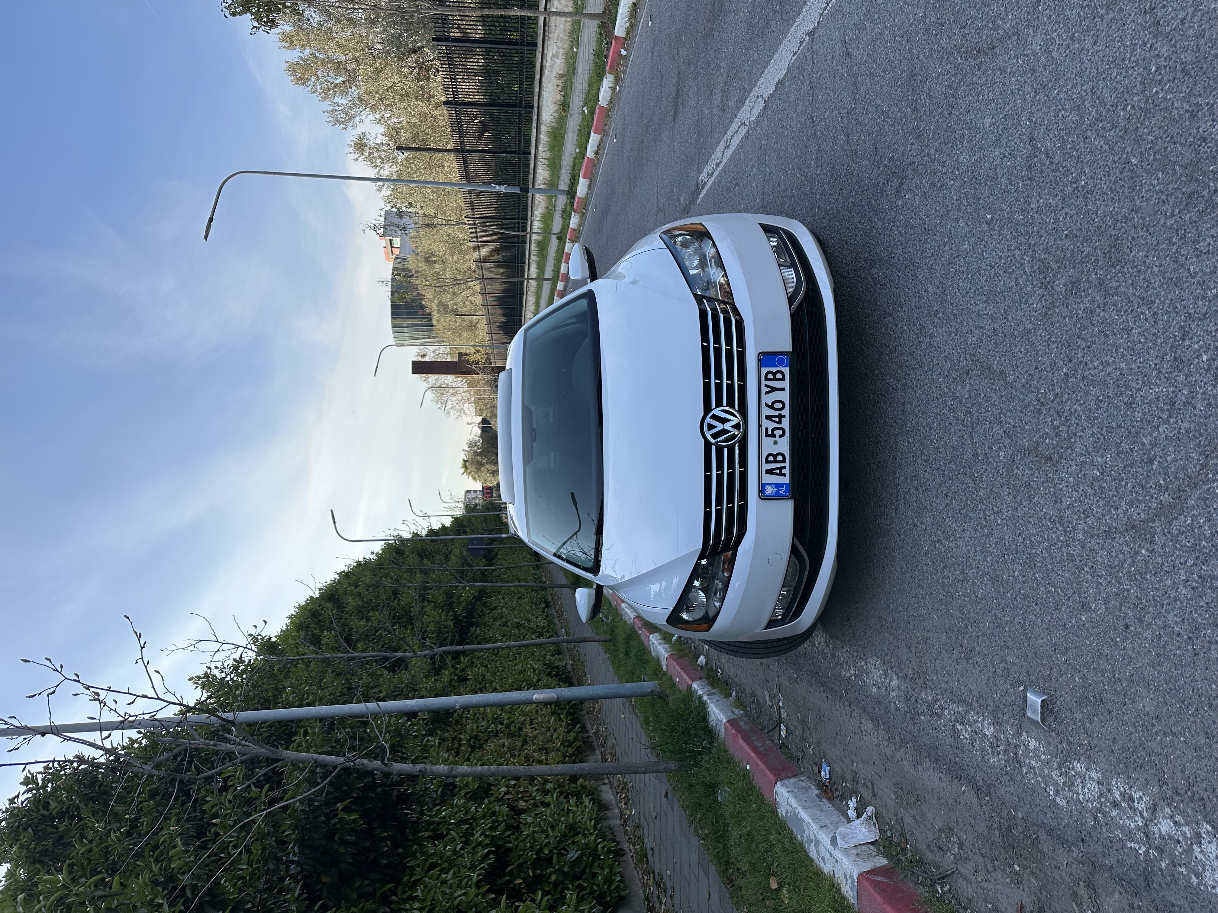 Volkswagen Passat 2