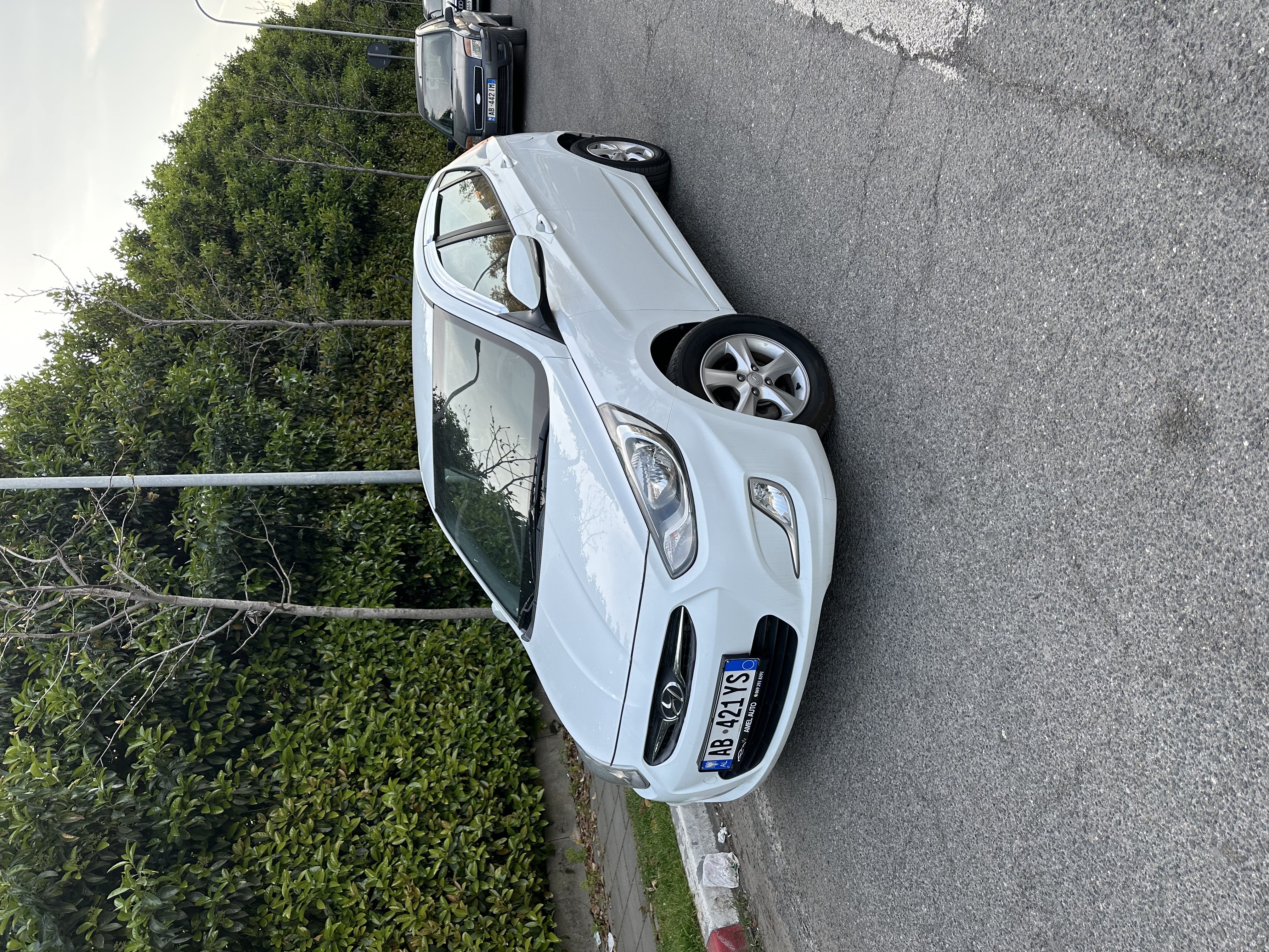 Hyundai Accent 4