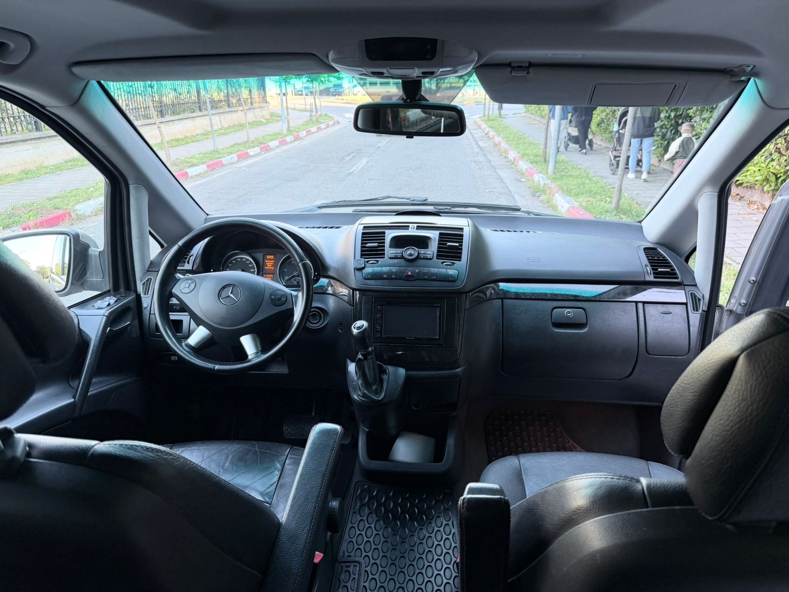 Mercedes Benz Viano L 6